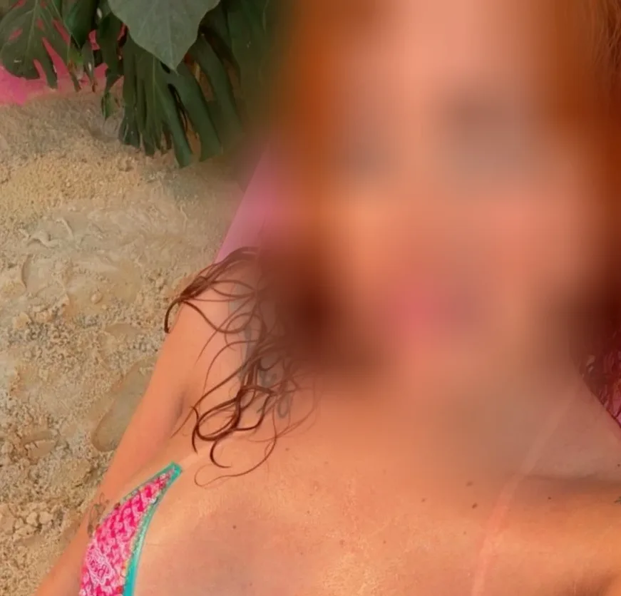 Alexandra, 30