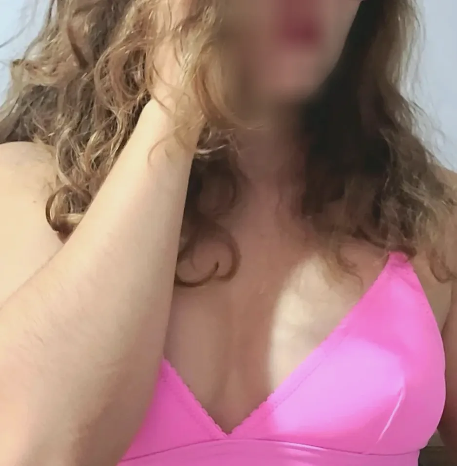 Franciska, 27