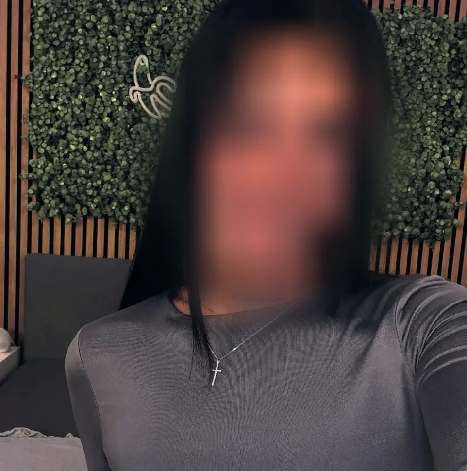 Ilona, 30