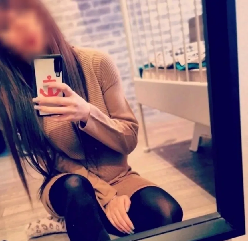 Krisztina, 31