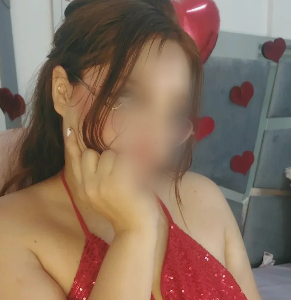 Petra, 25